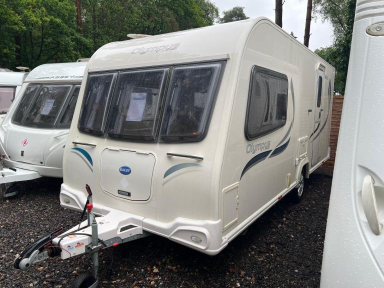 Bailey OLYMPUS 460 - 2 BERTH - 2013 - MOTOR MOVER