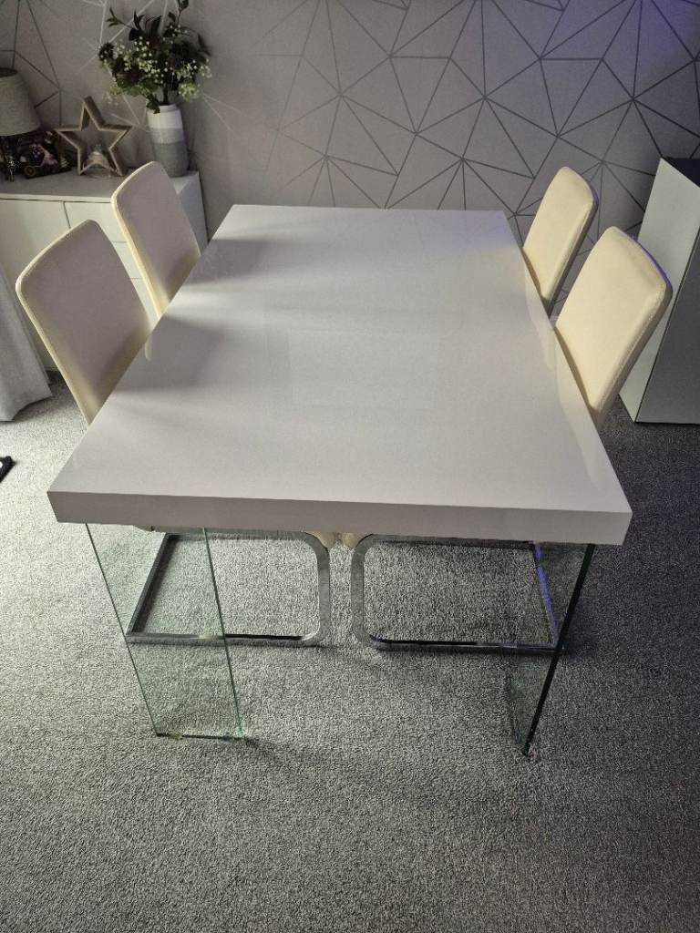 White gloss dining table & 4 white faux leather chairs