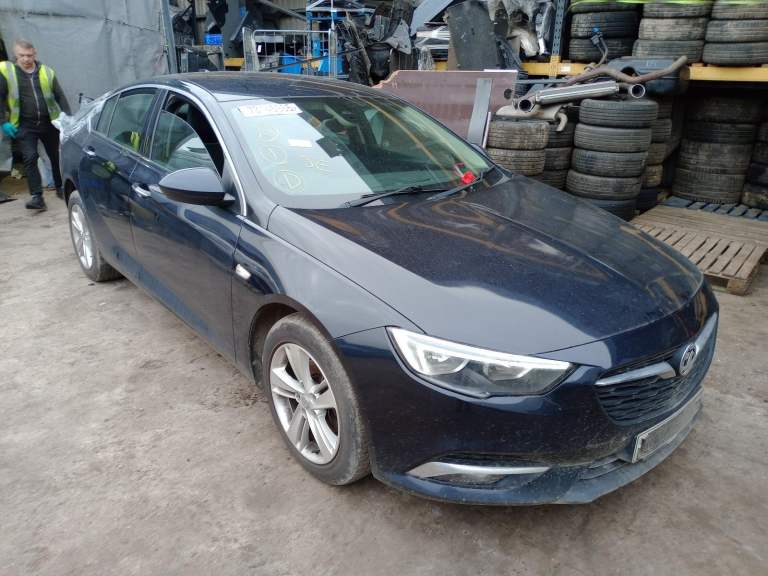 BREAKING VAUXHALL INSIGNIA 1.6 DIESEL 2018 STOCK NUMBER XY72