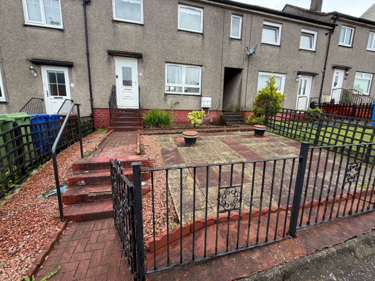 3 Bed Terraced House to Let *Available Now* £900/month Unfurnished