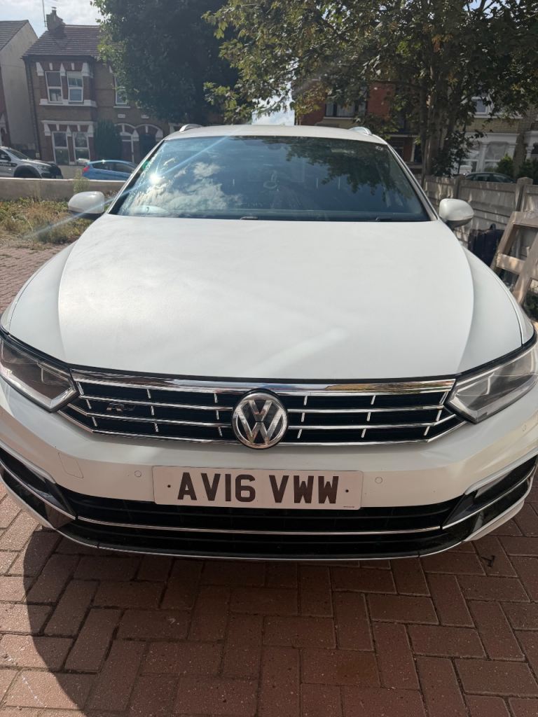 Volkswagen, PASSAT, R-LINE,Estate, 2016, Semi-Auto, 1968 (cc), 5 doors