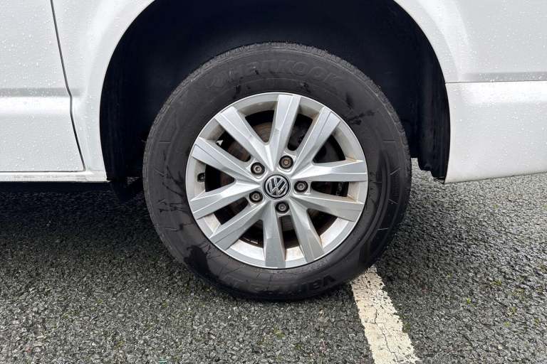 2024 Volkswagen Transporter 2.0 TDI 150 Highline Kombi Van WINDOW VAN DIESEL Manual