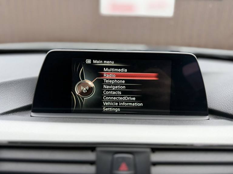 2018 BMW 3 Series 320d xDrive M Sport 5dr Step Auto [Business Media] HATCHBACK DIESEL Automatic