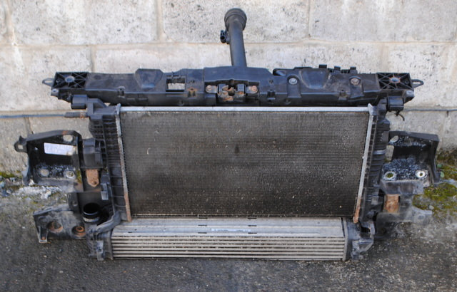 2012 RENAULT MEGANE MK3 1.5 DCI FRONT SLAM PANEL + RADIATORS