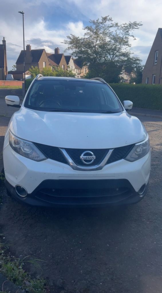 Nissan, QASHQAI, Hatchback, 2014, Manual, 1461 (cc), 5 doors