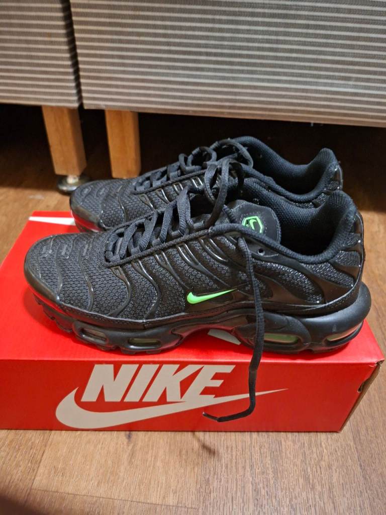 Nike tns