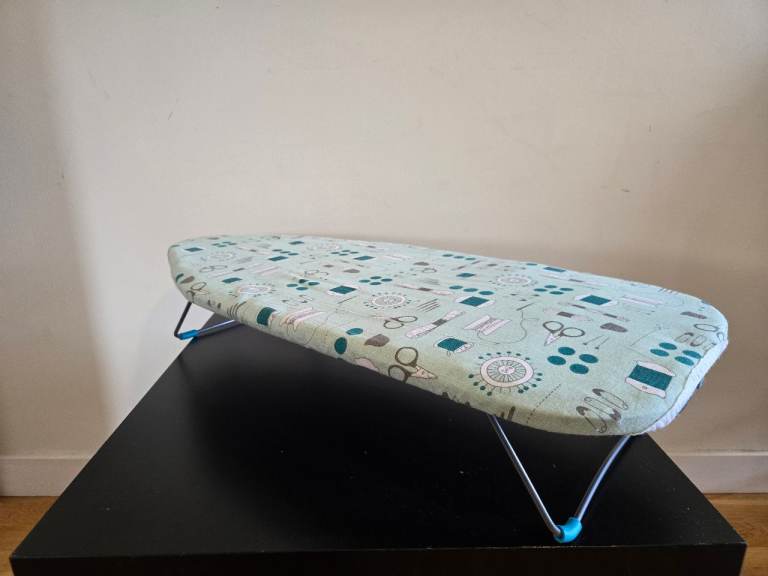 Table top ironing board - Collection at N7 6LJ
