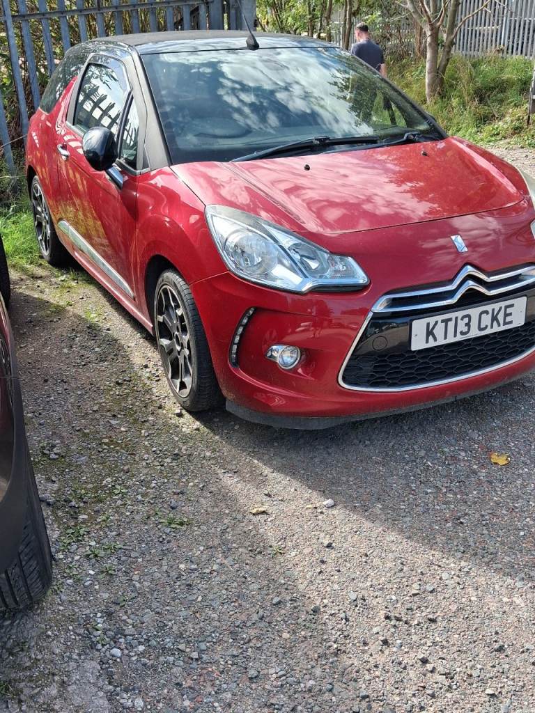 Citroen, DS3, Convertible, 2013, Manual, 1598 (cc), 3 doors