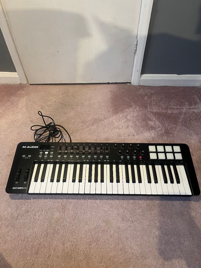 M Audio Oxygen 49 MIDI Keyboard Controller