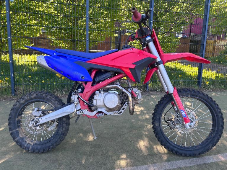 Pit bike 140cc