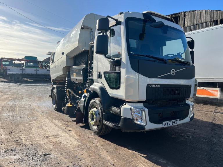 Volvo FL 250 V65T BUCHER 15 TONNE SWEEPER , EX COUNCIL , CHOICE 