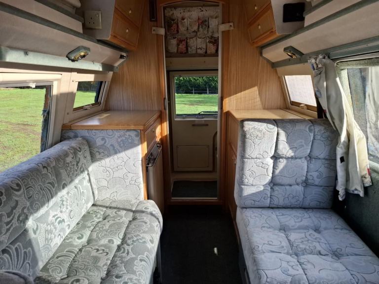 Volkswagen Auto sleeper Topaz