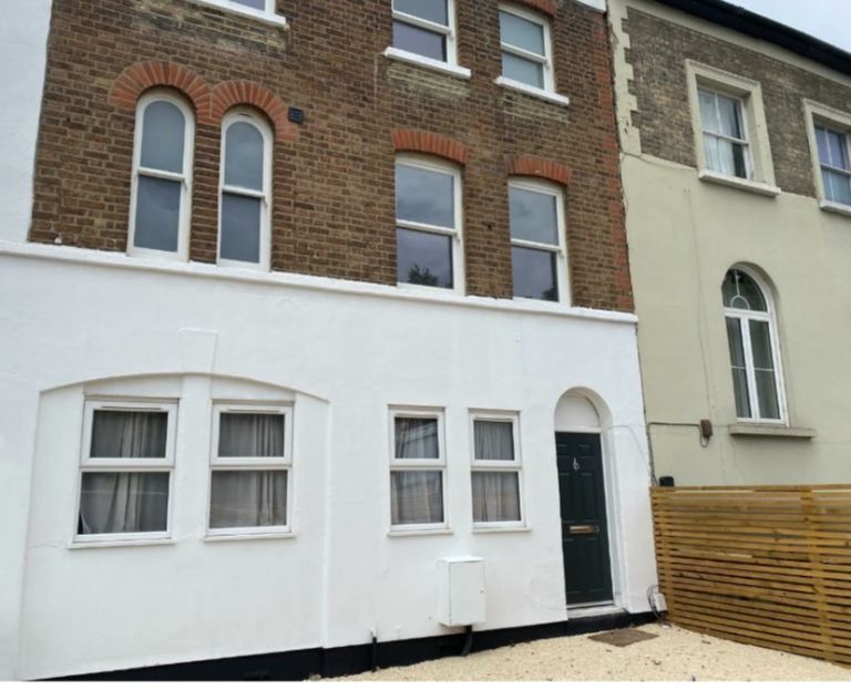image for A modern two bedroom ground floor flat in West Dulwich  six months only £1500 pcm