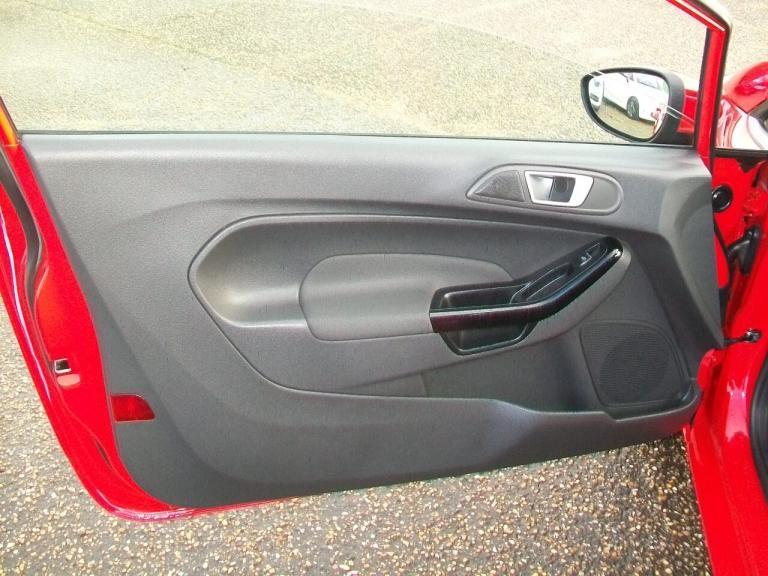 2015 Ford Fiesta 1.25 82 Zetec 3dr HATCHBACK Petrol Manual