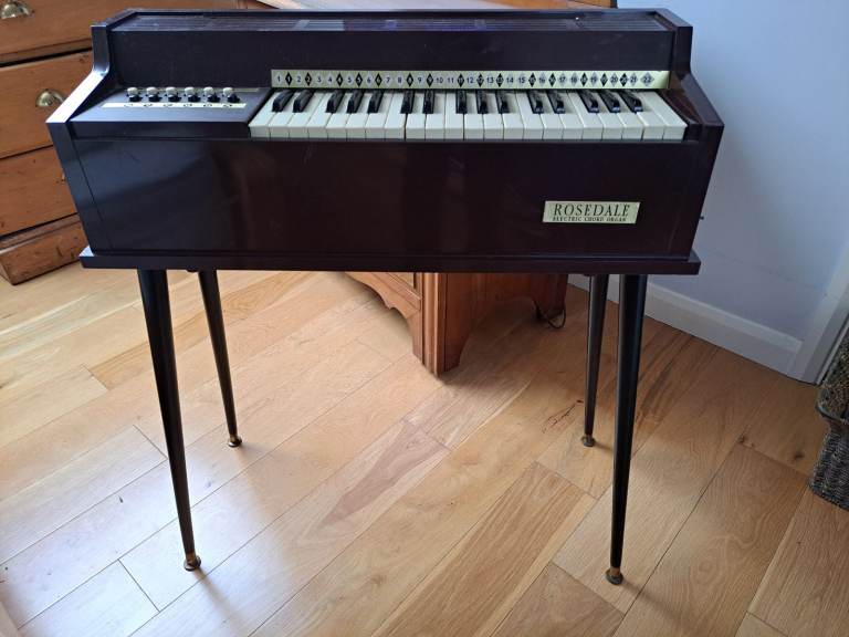 image for Vintage Rosedale 1222 Electric Chord Organ 