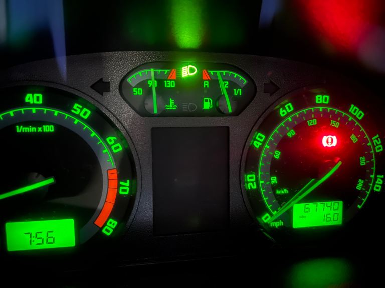 Skoda, FABIA, Saloon, 2005, Manual, 1390 (cc), 4 doors