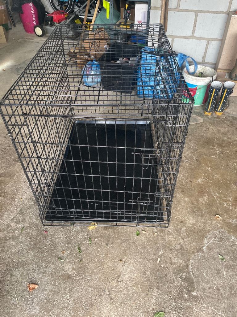 Dog crate