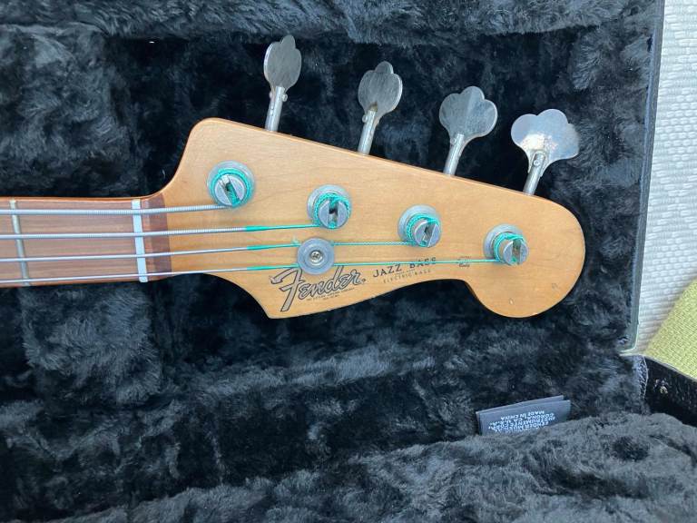 2020 Fender 60th Anniversary Road Worn 60's Jazz Bass