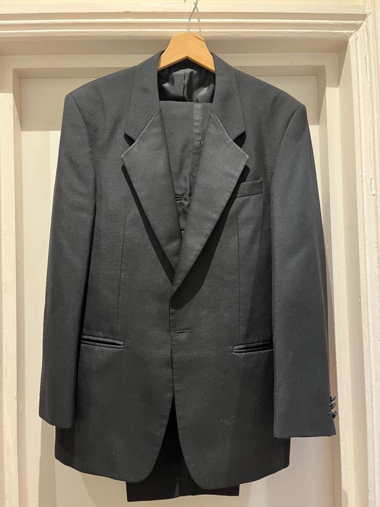 image for Man’s dinner suit