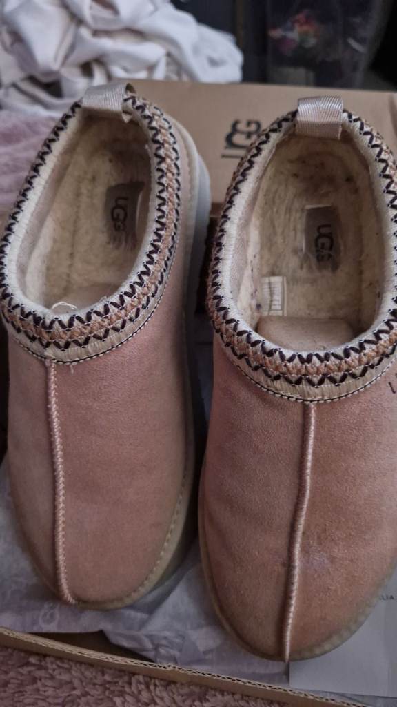 Ugg shoes