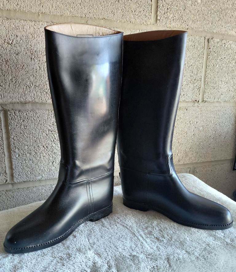 Toggi Kudu ladies black riding boots size 6.5 eu 40. Good condition.