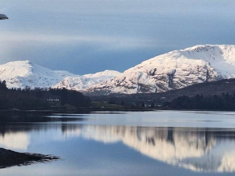 2 bed bungalow ( 3 rooms ) 