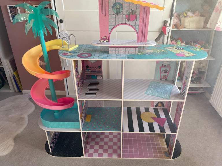 LOL Dolls House 