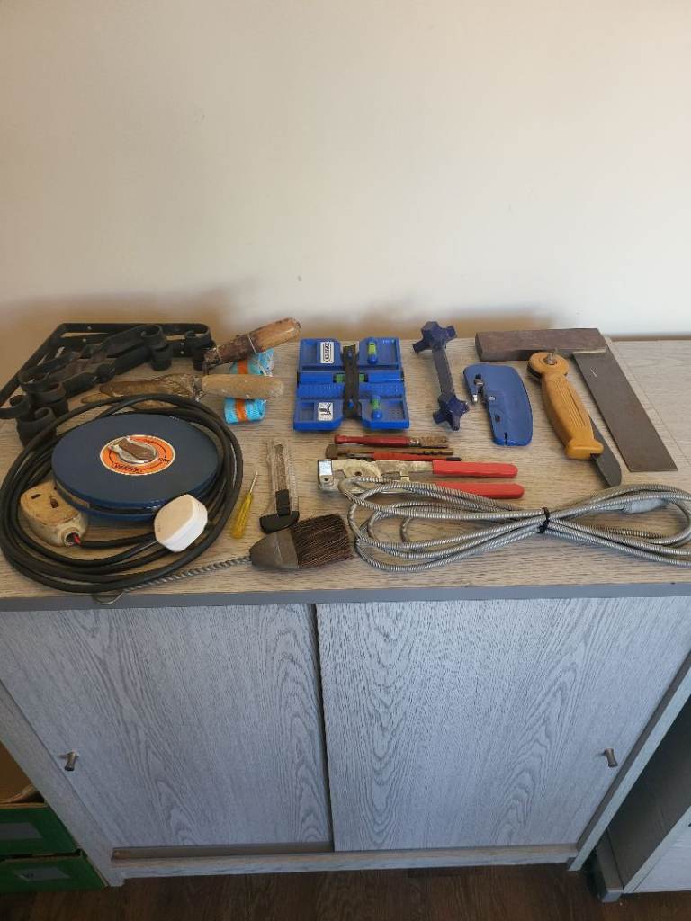 TOOLS JOB LOT WORKSHOP USEFUL BITS. S-048.