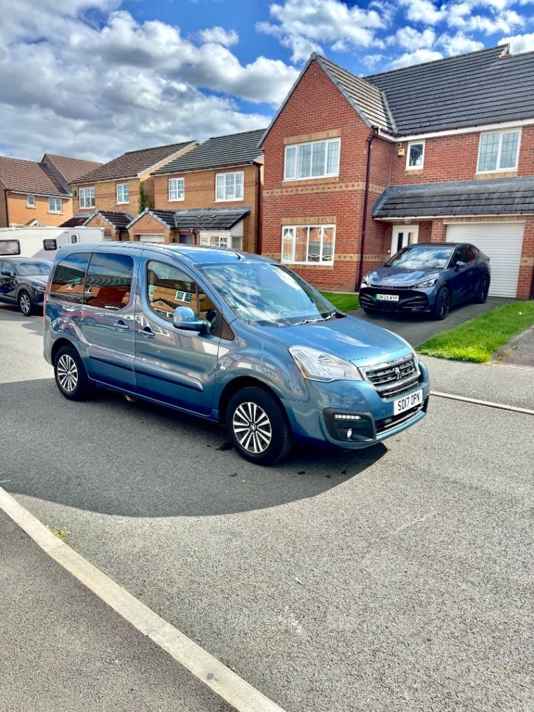 Peugeot  partner, 1.6  petrol, wheelchair accessible vehicle, wav,disabled, ULEZ ✅ 