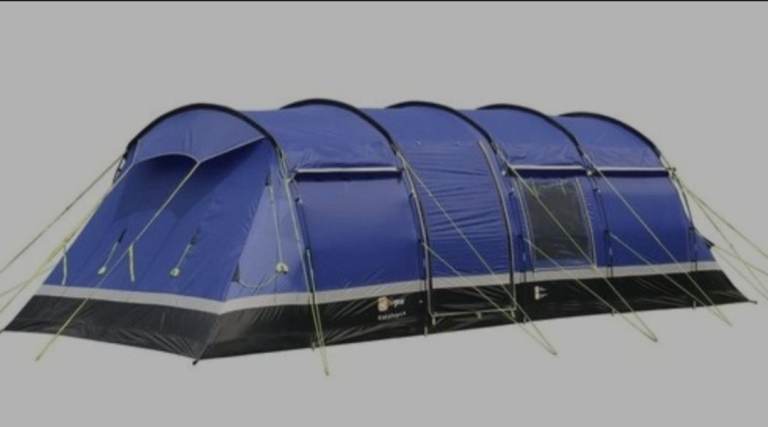 Hi Gear Kalahari 8 Eclipse Tent Excellent Condition