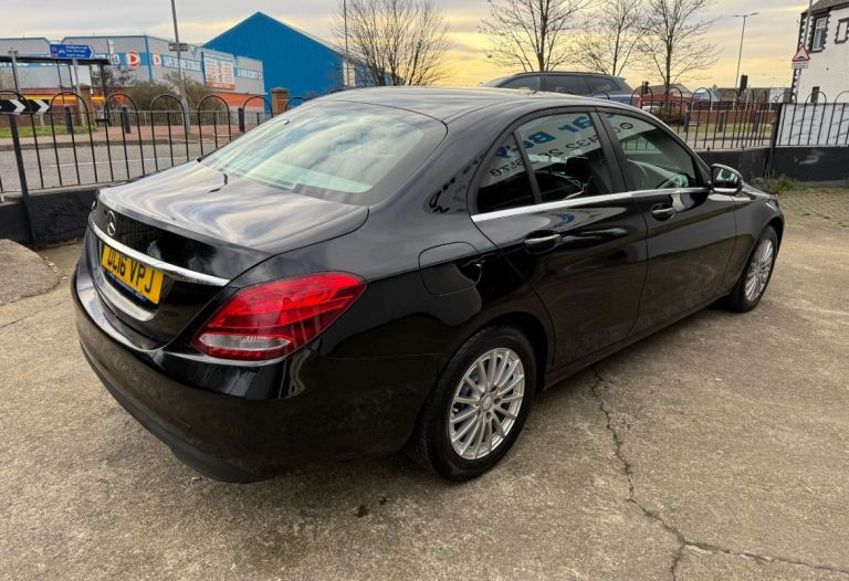 Mercedes-Benz, C CLASS, Saloon, 2016, Manual, 2143 (cc), 4 doors