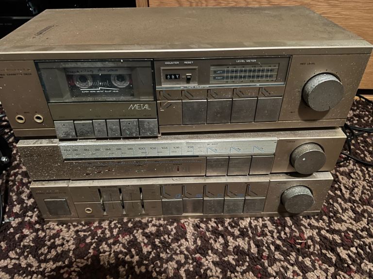 Vintage marantz stereo 