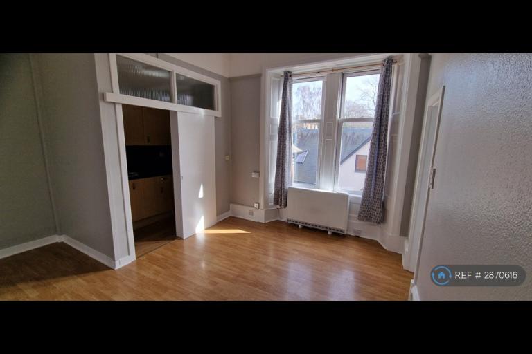 Studio flat in Farington House, Dundee, DD2 (#2870616)