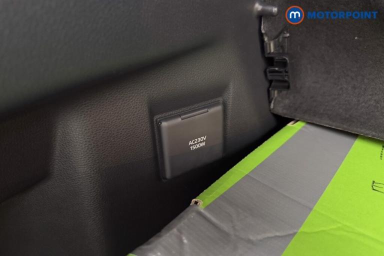 2024 Toyota C-HR 2.0 PHEV Design 5dr CVT SUV Hybrid Automatic