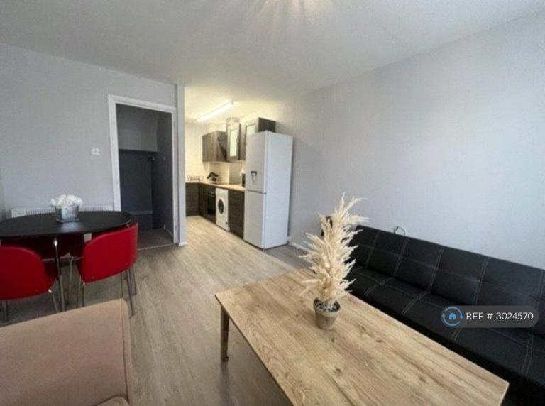 2 bedroom house in Greenland Mews, Deptford, SE8 (2 bed) (#3024570)