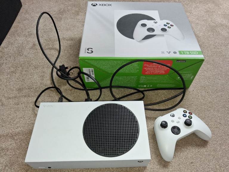 X Box series S & controller in box 1TB