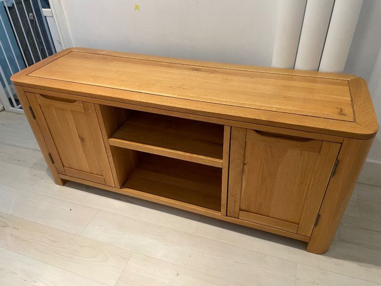 Oak TV Table