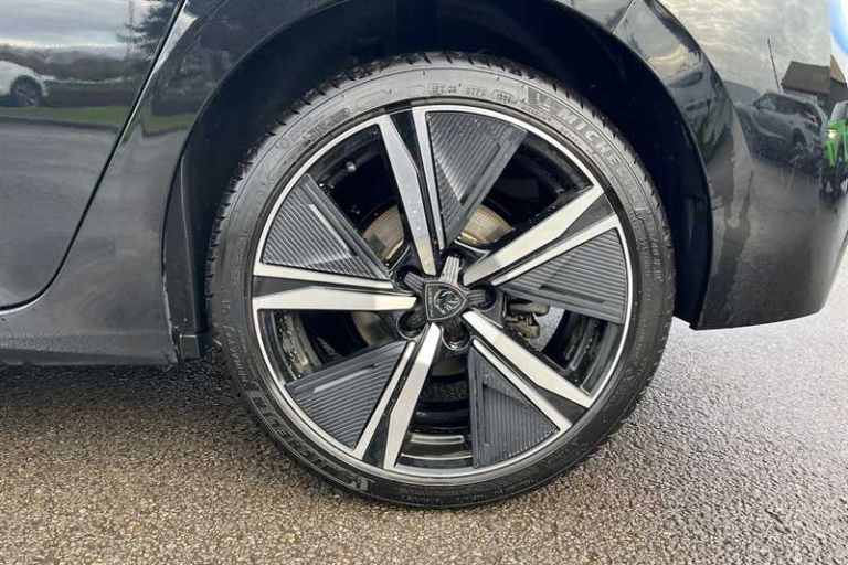 2024 Peugeot 308 1.5 BlueHDi GT 5dr EAT8 HATCHBACK DIESEL Automatic