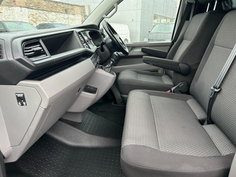2023 Volkswagen Transporter 2.0 TDI 150 Highline Van PANEL VAN Diesel Manual