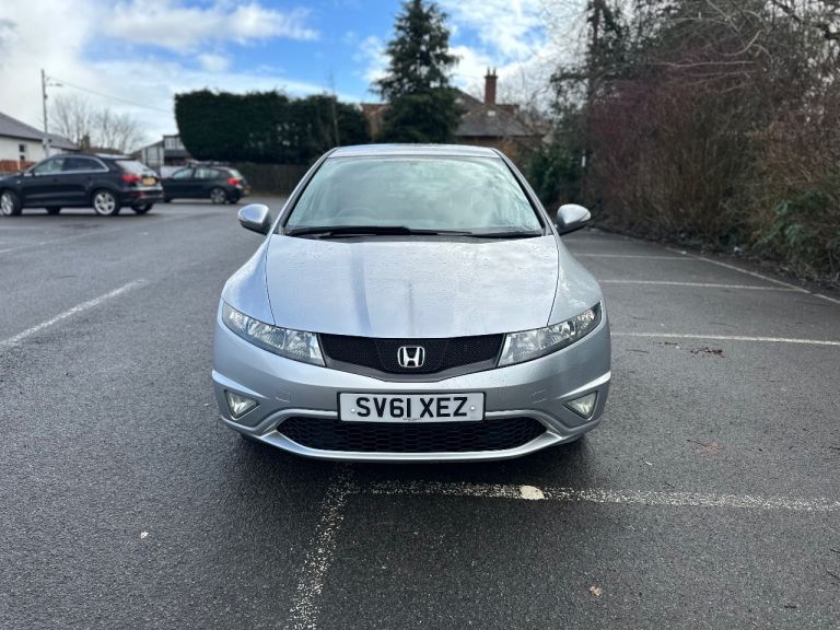 Honda civic 1.4 2011 - 1 OWNER, FULL SERVICE , 12 month mot 