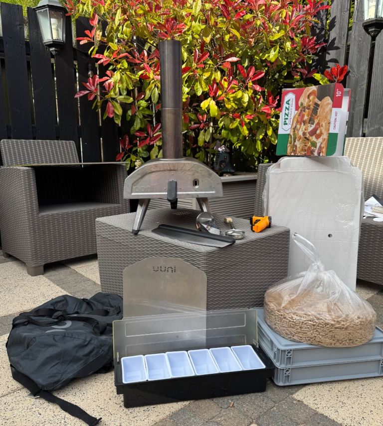 Ooni Fyra 12 Pizza Oven & Accessories