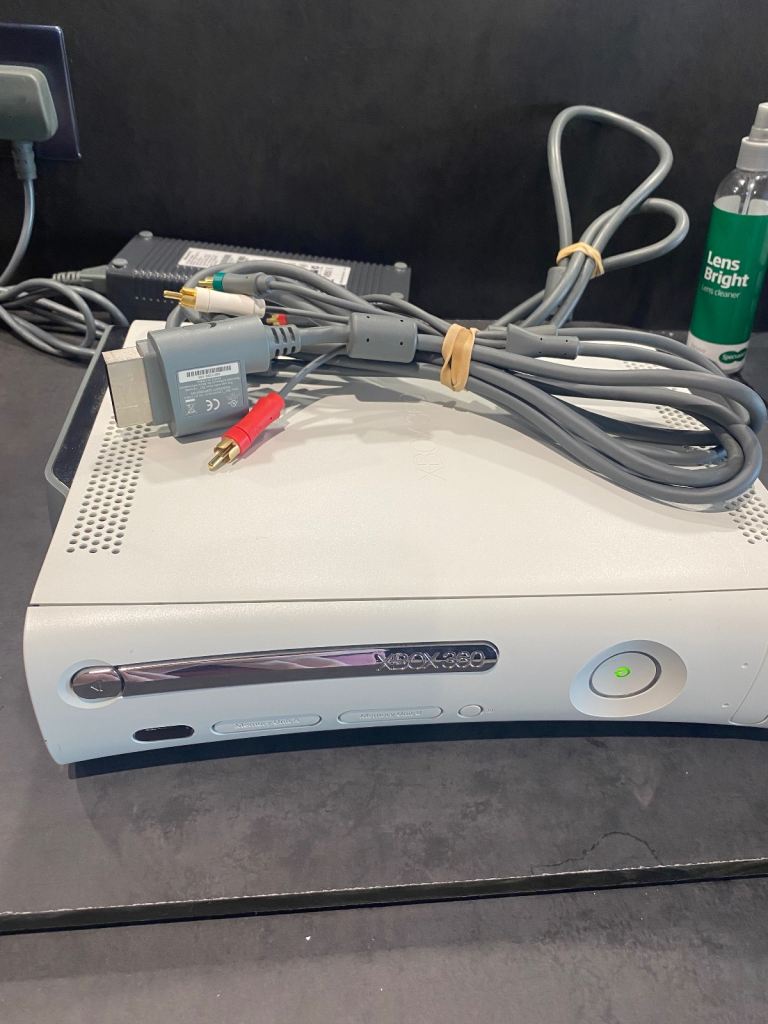 Xbox 360 and games bundle 