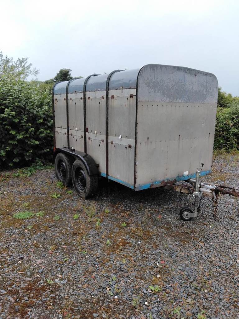 Cattle trailer 10'x6' 