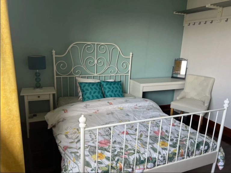 URGENT! 3-bed Spacious Flat, recently refurbished near Royal Infirmary, Sheriff Hall and Shawfair