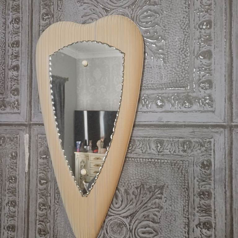 image for Retro mirror