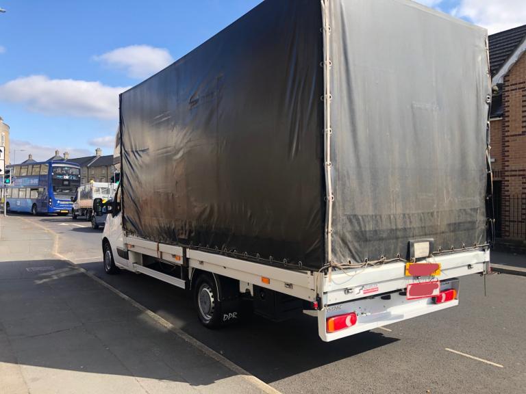 2024 Renault Master LEFT HAND DRIVE CURTAIN SIDE SLEEPER CAB Cutainside  Diesel Manual