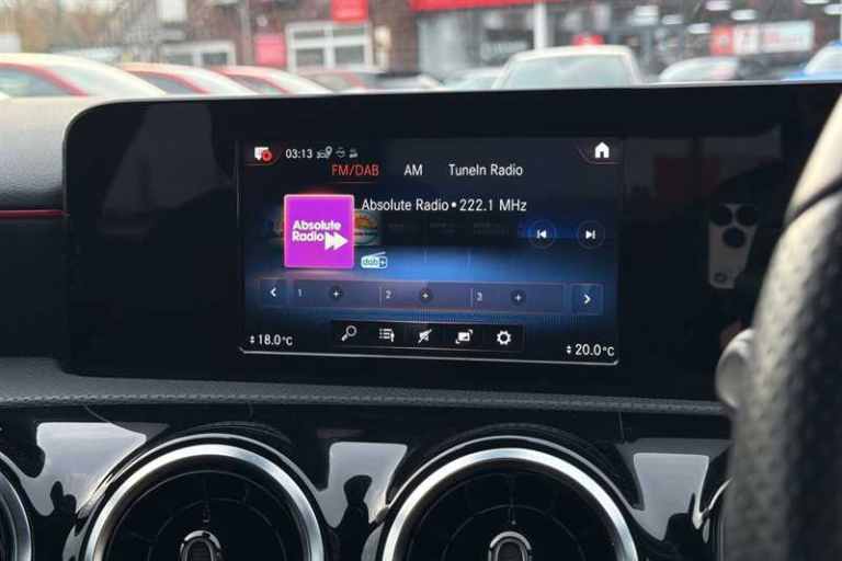 2020 Mercedes-Benz A-Class A250e AMG Line 4dr Auto SALOON PETROL/ELECTRIC Automatic