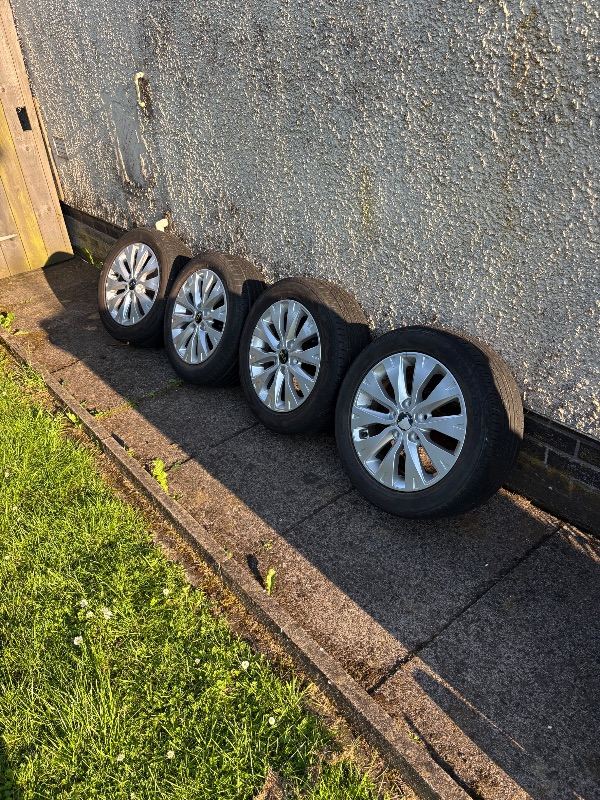 Newly refurbished 16” alloys
