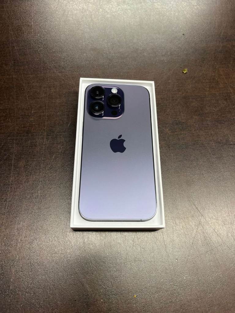 iPhone 13 Pro 128gb £300 unlocked with warranty