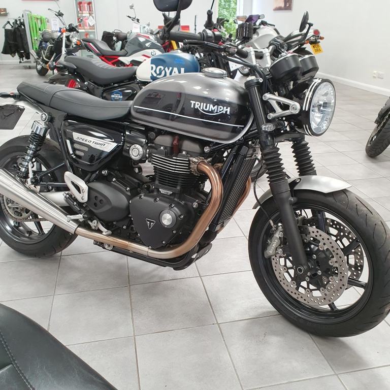 2019 Triumph Speed Twin 1200 Silver Grey FSH. Now Sold to Richard